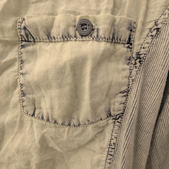 Elan Tie-Dye Shirt in Cream and Blue - Picture 6 of 8